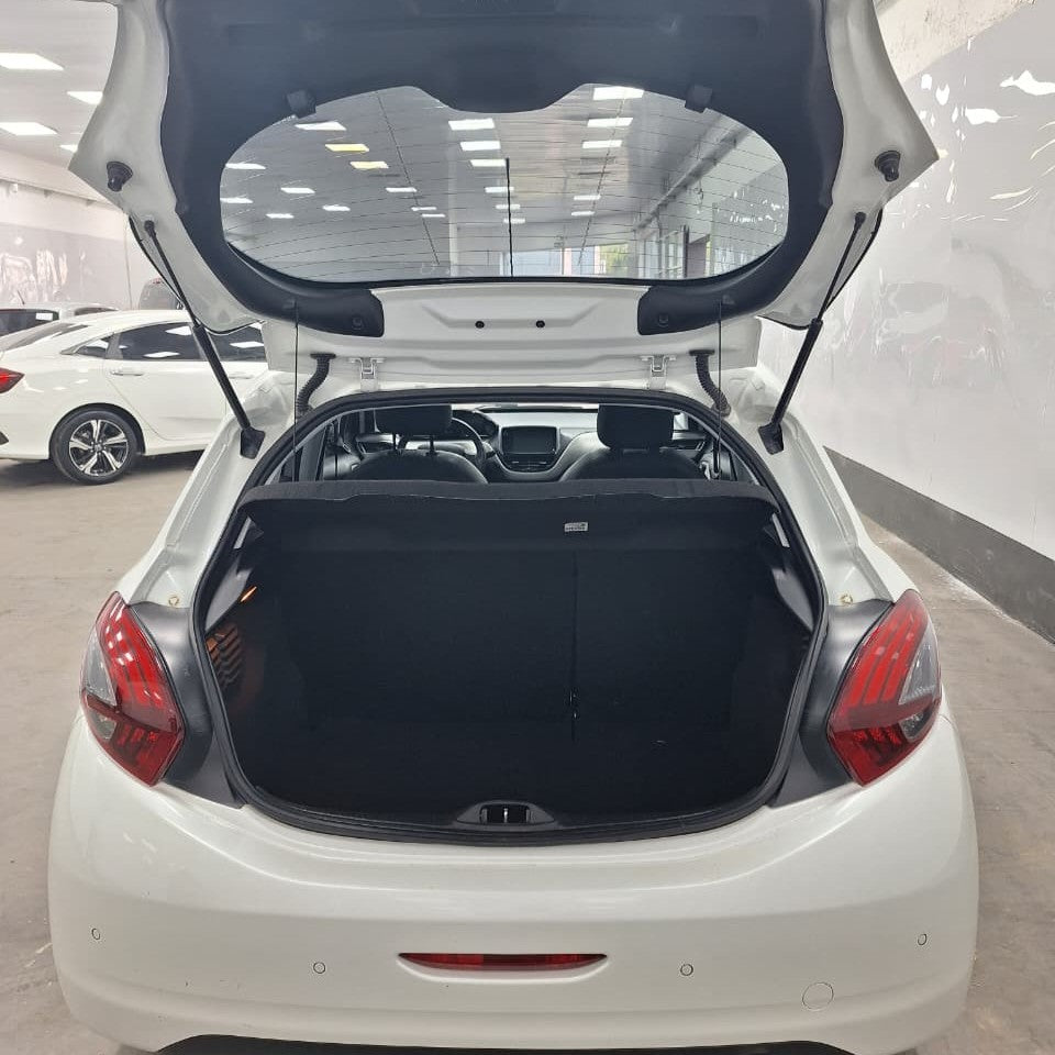 PEUGEOT 208 FELINE 1.6 – 2016 – 69000 KM