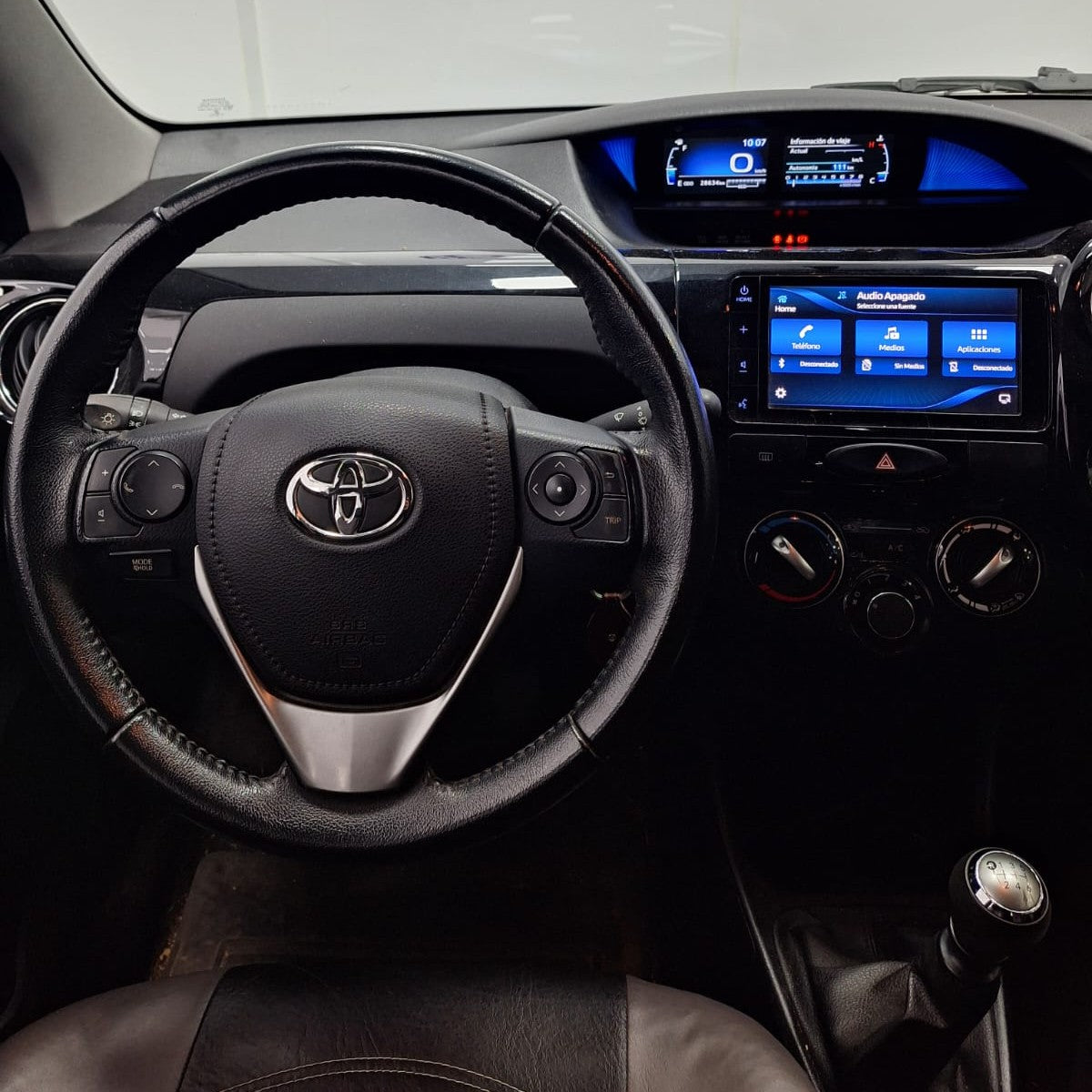 TOYOTA ETIOS XLS 1.5 MT – 2020 – 28000 KMS - Belacar