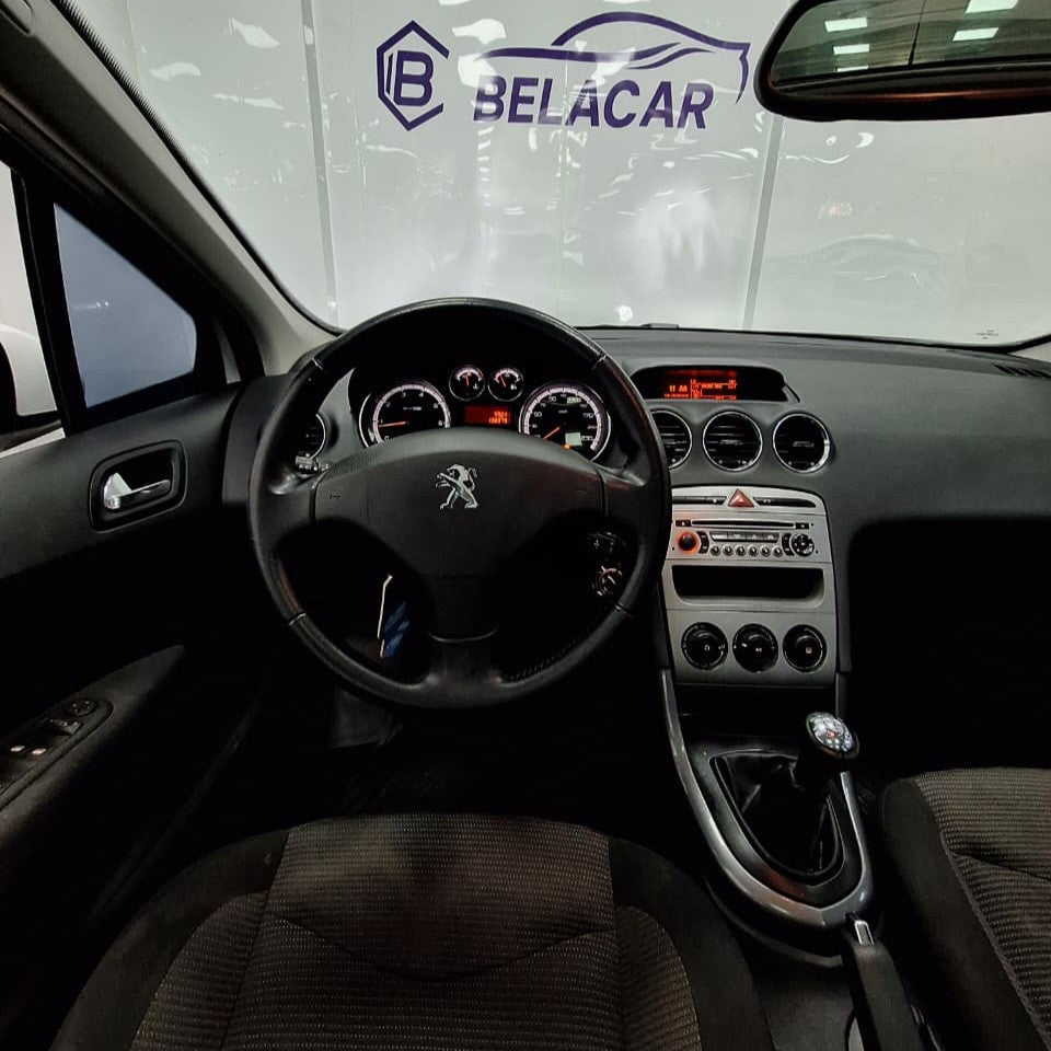 PEUGEOT 308 ALLURE 1.6 – 2013 – 138000 KM