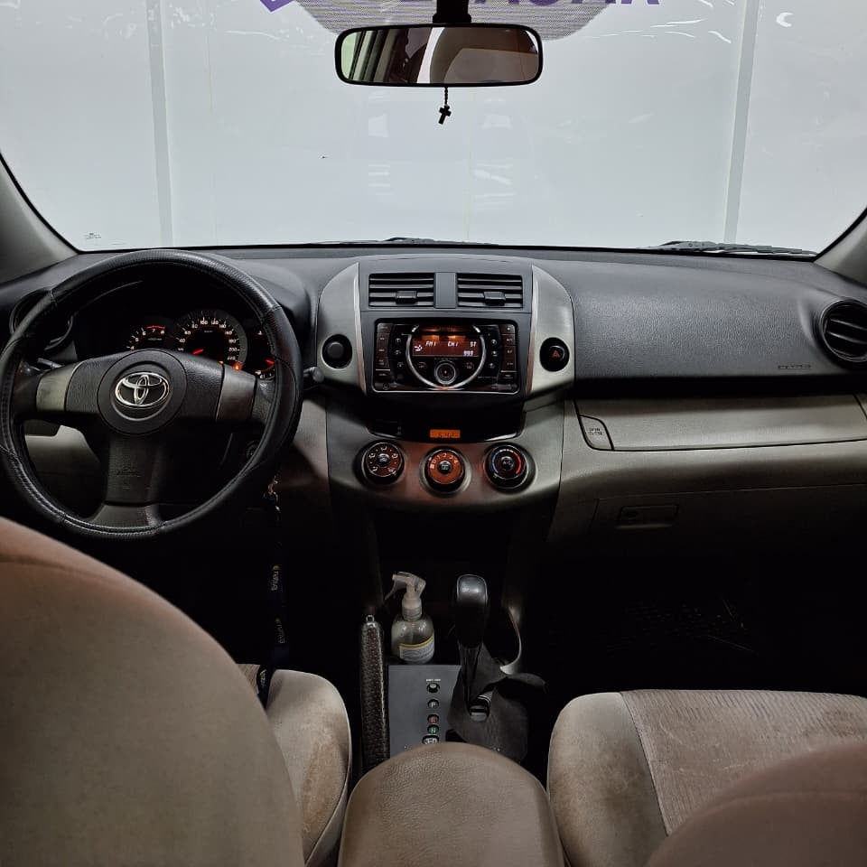 TOYOTA RAV4 4 2.4 AT - 2013 - 247000 KM - Belacar