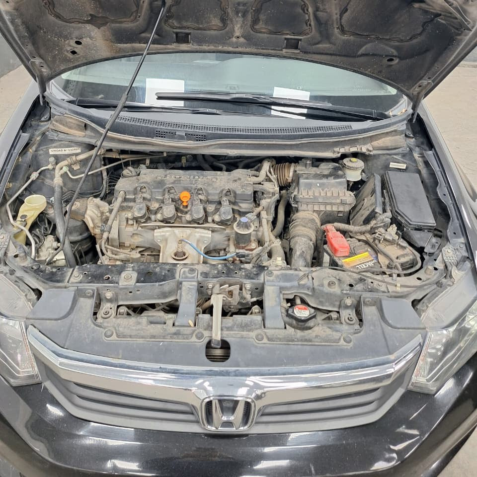 HONDA CIVIC LXS AT - 2012 - 243.000 KMS - Belacar