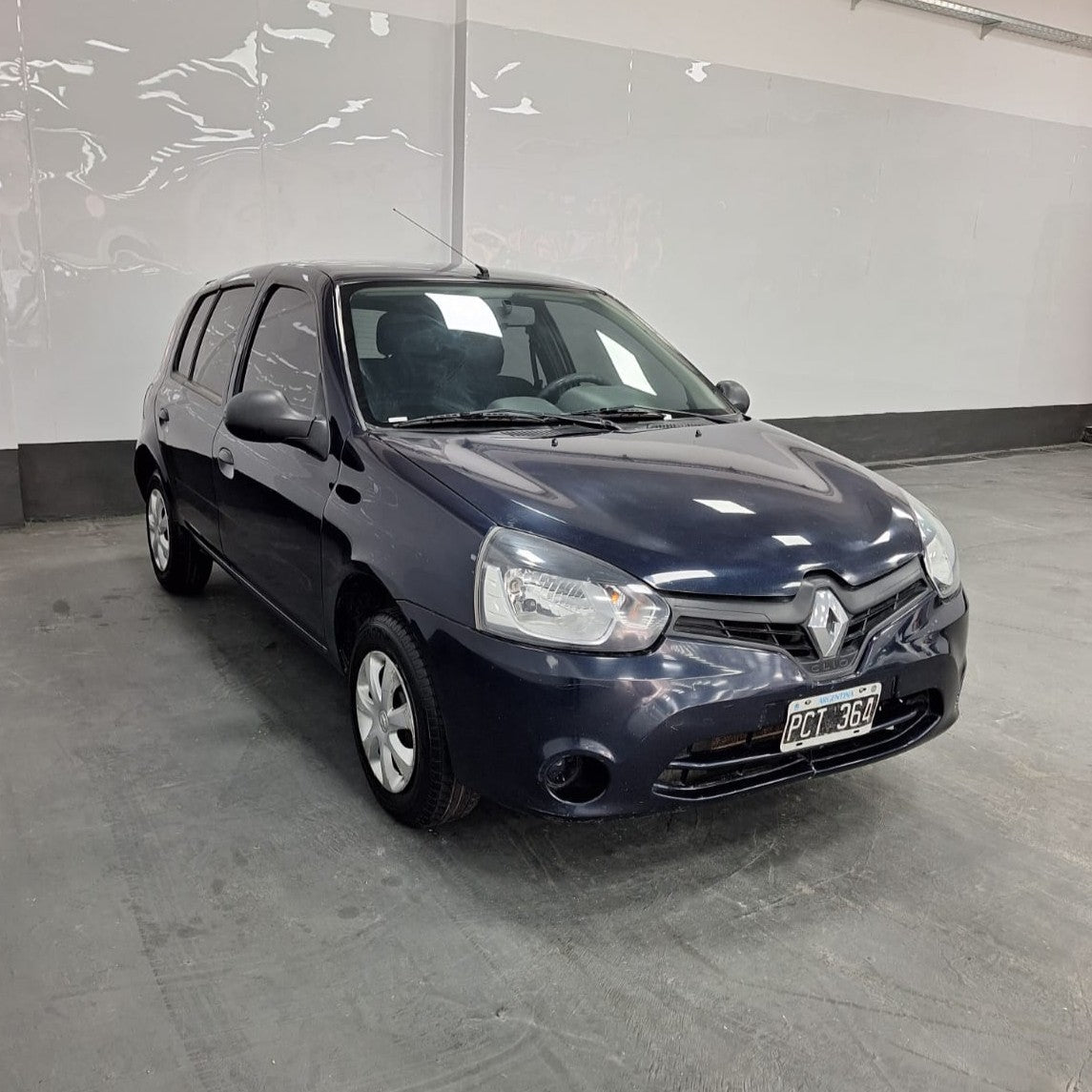 RENAULT CLIO MIO CONFORT - 2015 -  179.000 KMS - Belacar