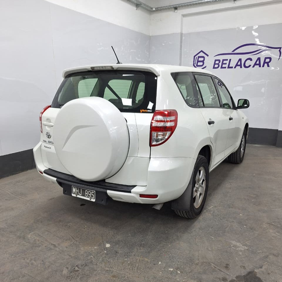 TOYOTA RAV4 4 2.4 AT - 2013 - 247000 KM - Belacar