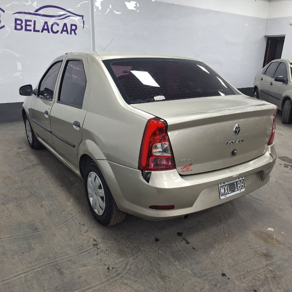 RENAULT LOGAN PACK II - 2013 - 211.000 KMS - Belacar