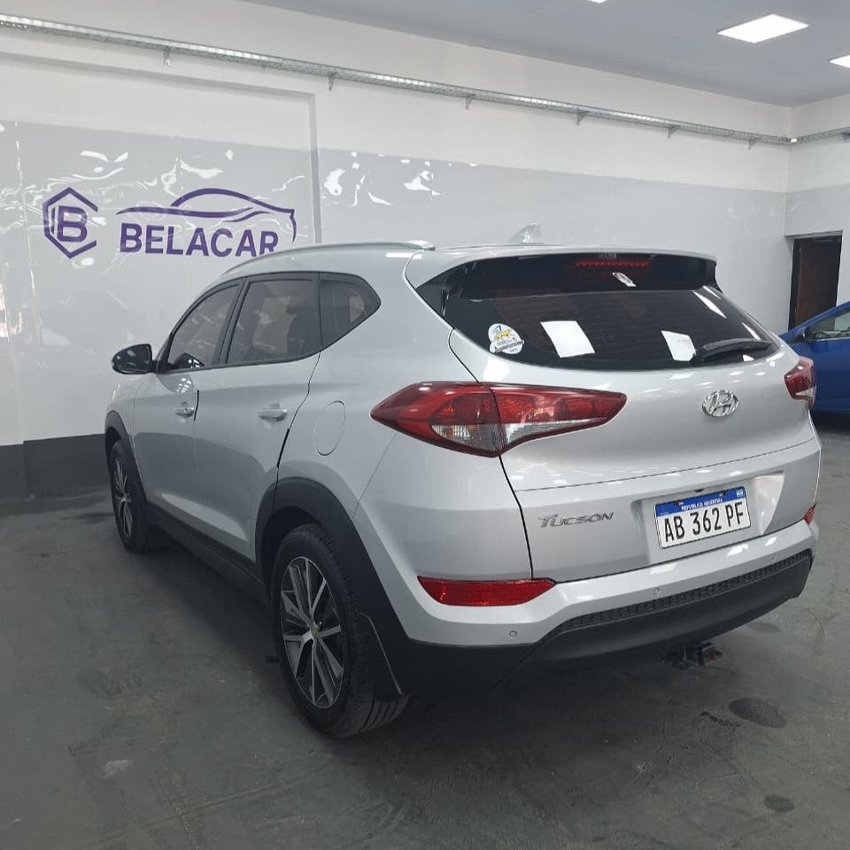 HYUNDAI TUCSON 2WD 2.0 – 2017 – 82.000 KMS - Belacar