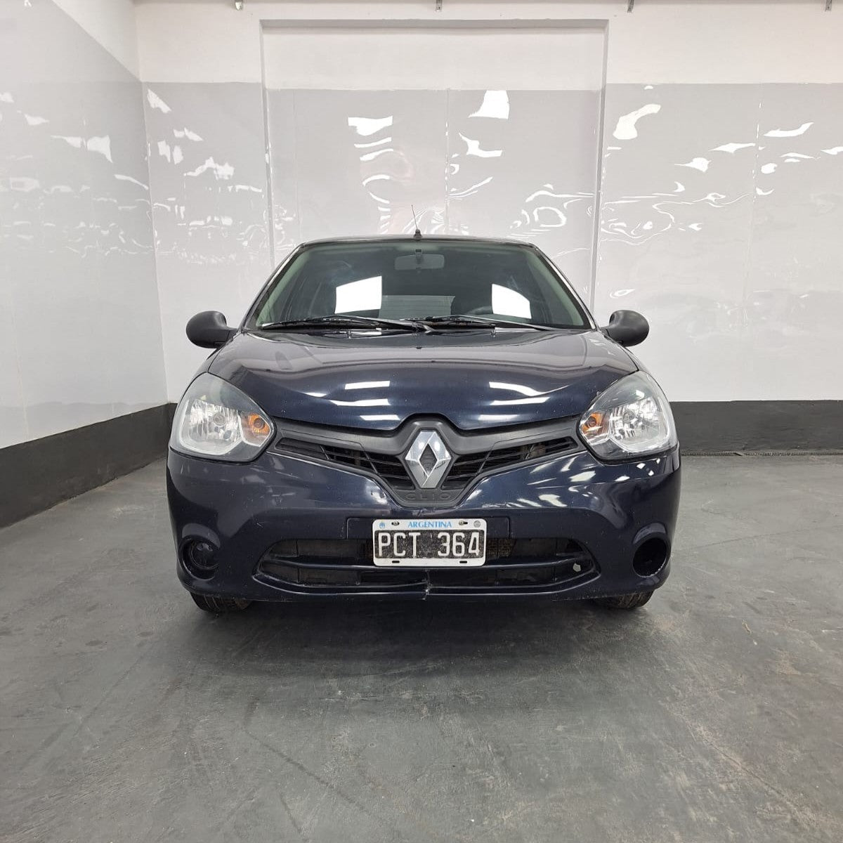 RENAULT CLIO MIO CONFORT - 2015 -  179.000 KMS - Belacar