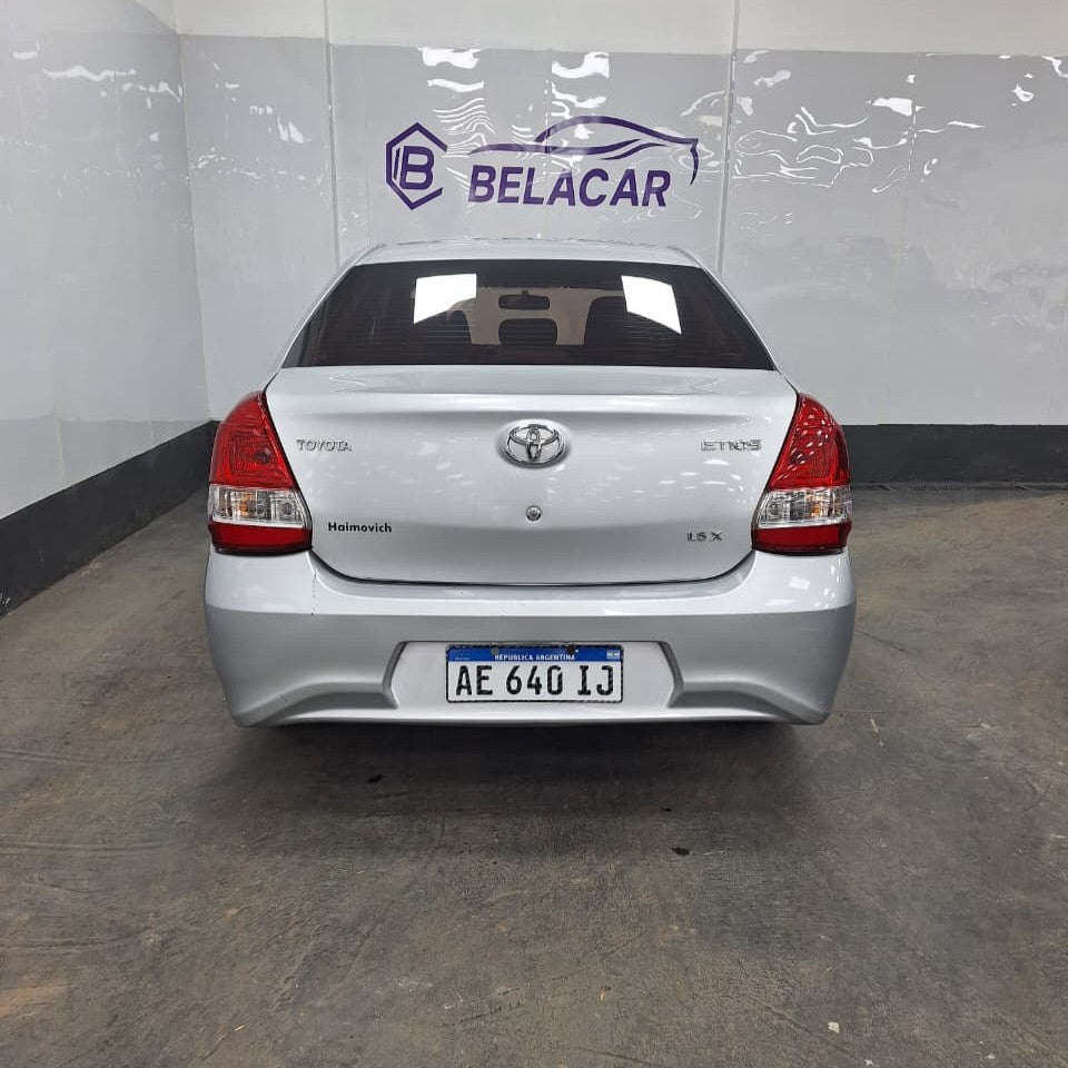 TOYOTA ETIOS X 1.5 MT – 2021 – 81000 KMS - Belacar