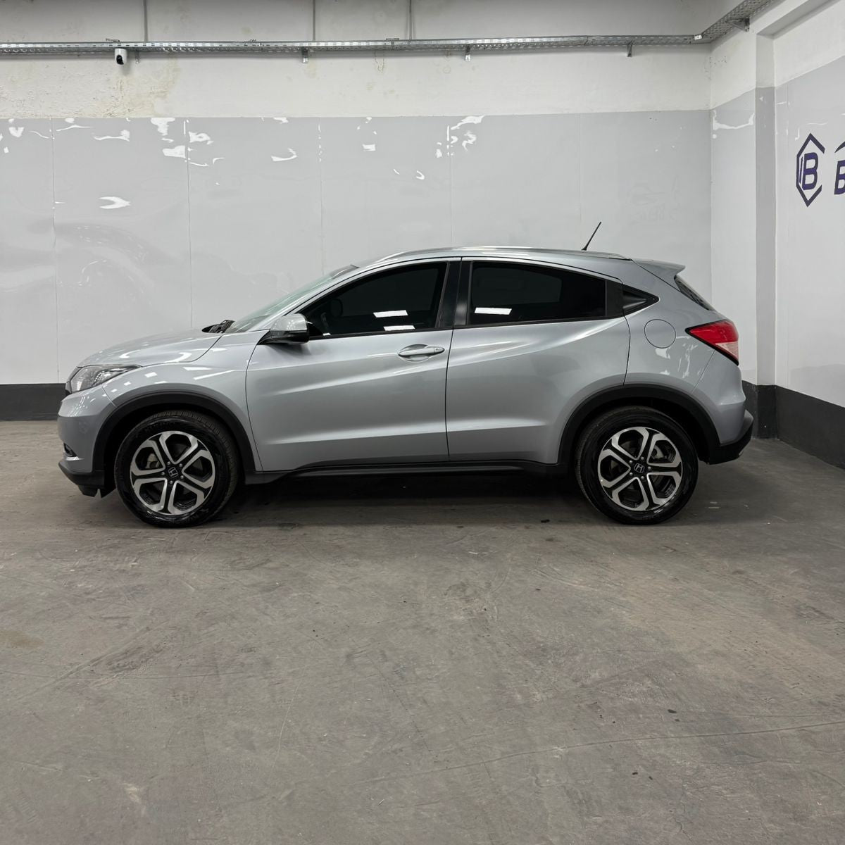 HONDA HRV EX CVT - 2017 - 127.000 KMS - Belacar
