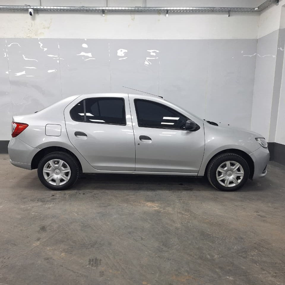 RENAULT LOGAN AUTHENTIQUE - 2014 - 111.000 KMS - Belacar
