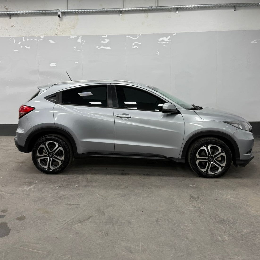 HONDA HRV EX CVT - 2017 - 127.000 KMS - Belacar