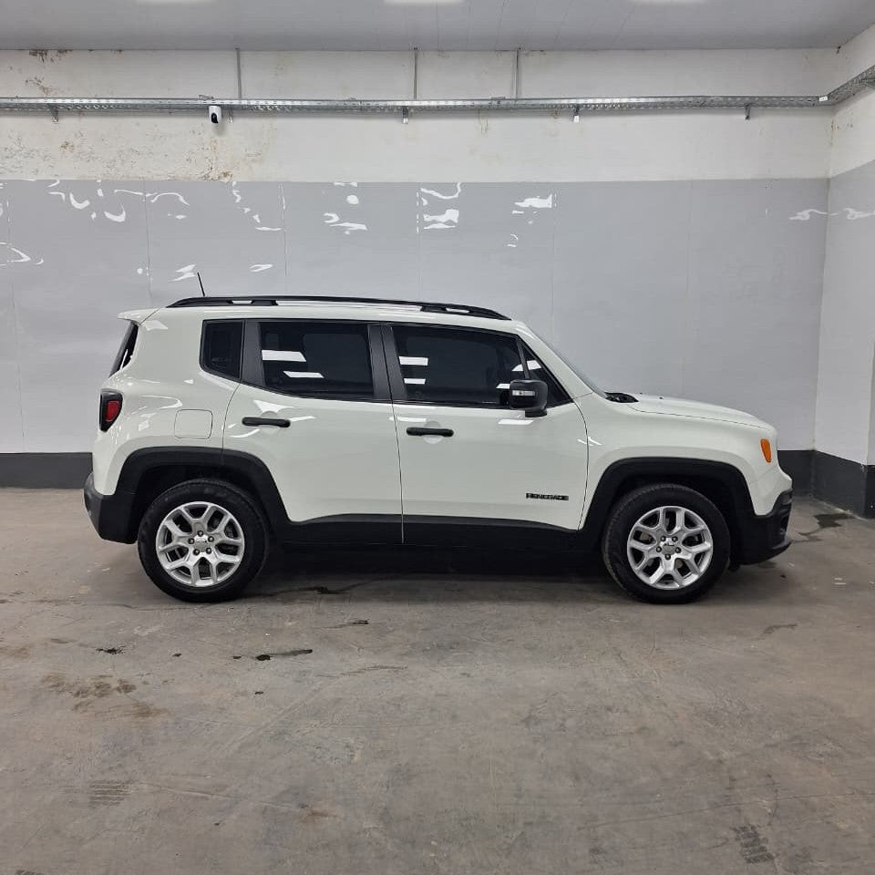JEEP RENEGADE SPORT - 2018 -  91.000 KMS - Belacar