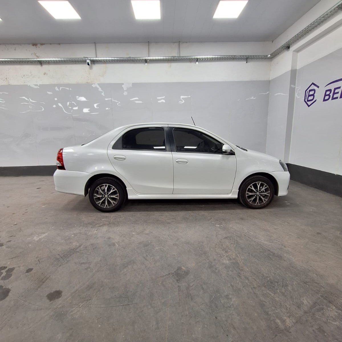 TOYOTA ETIOS XLS 1.5 MT – 2020 – 28000 KMS - Belacar