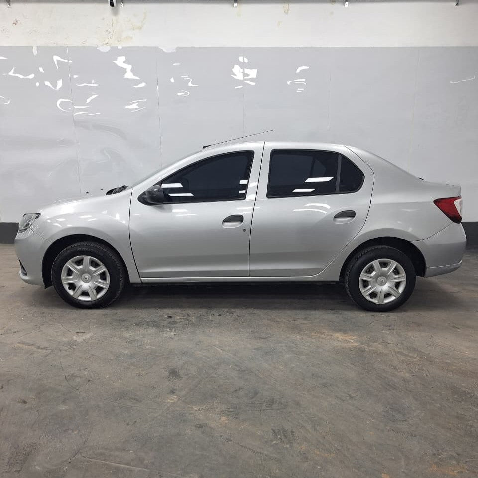 RENAULT LOGAN AUTHENTIQUE - 2014 - 111.000 KMS - Belacar