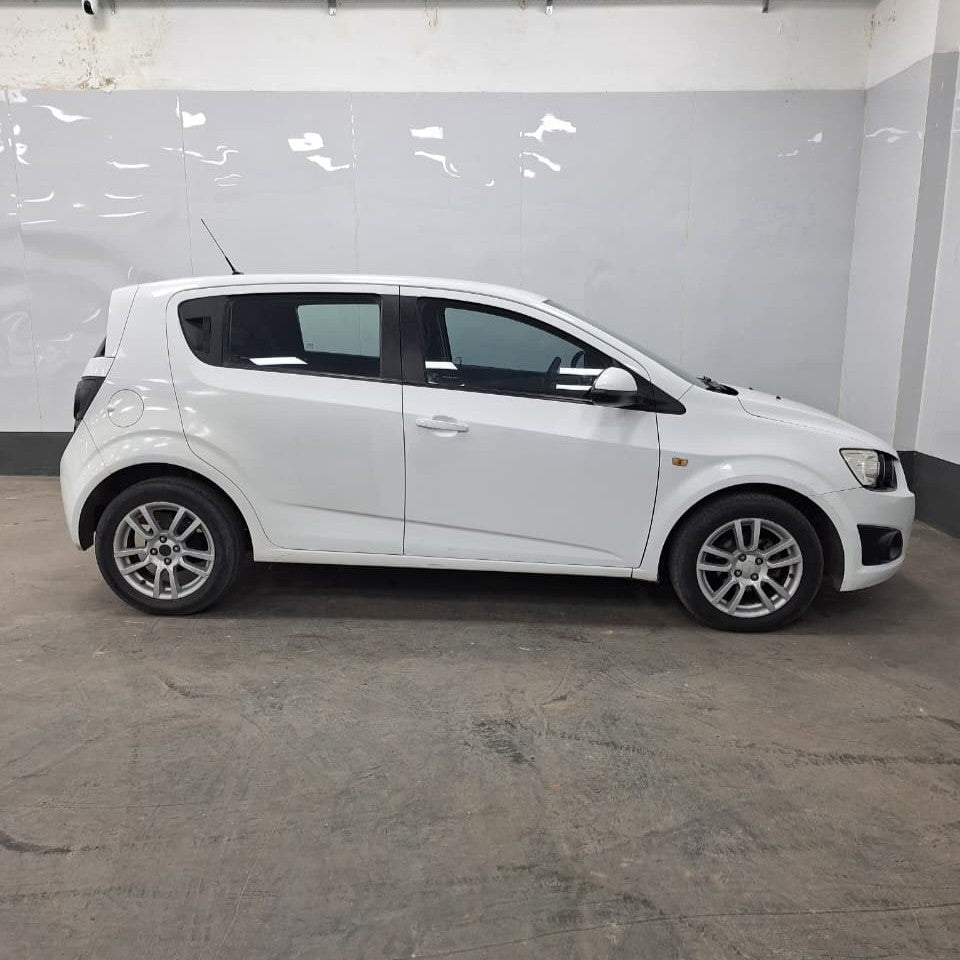 CHEVROLET SONIC LT 5P - 2014 - 115.000 KMS